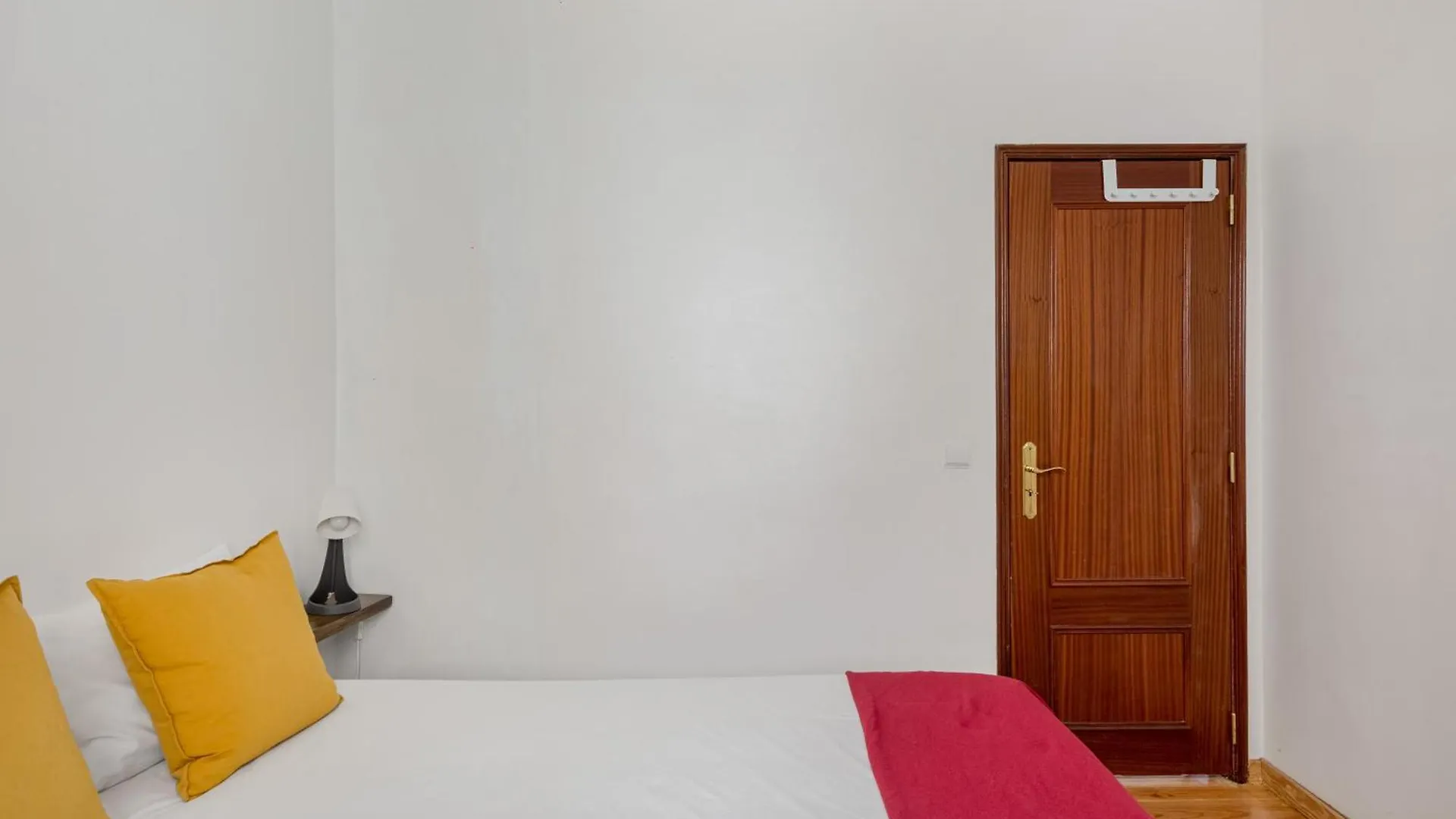 Miradouro Penha De Franca Duplex Apartment Lisbon